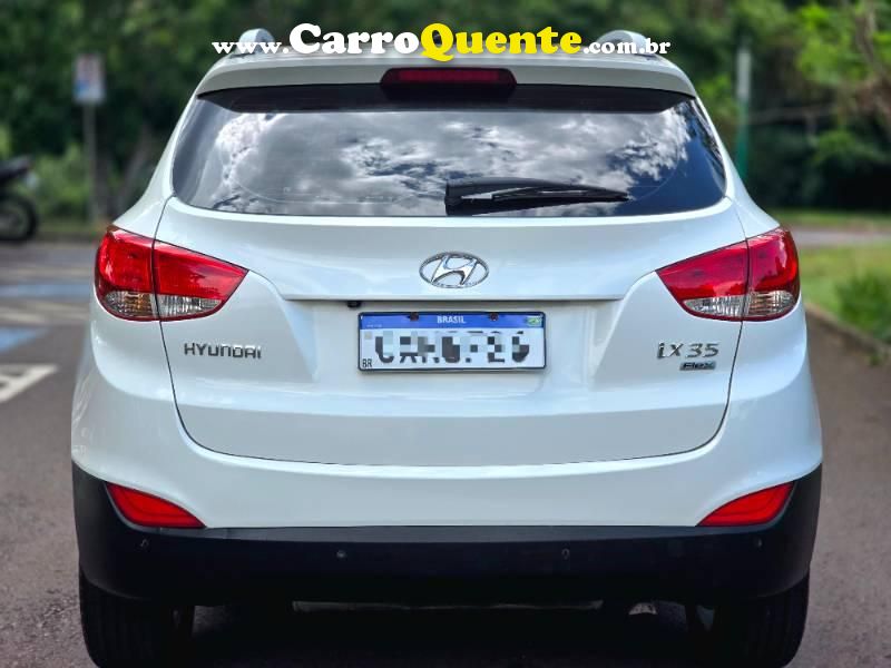 ix35 GLS 2.0 16V 2WD Flex Aut. 2016/2015 Hyundai - Loja