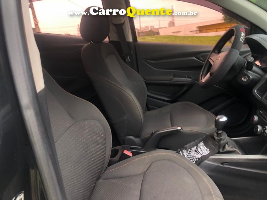Chevrolet ONIX 1.0 MPFI LT 8V FLEX 4P MANUAL - Loja