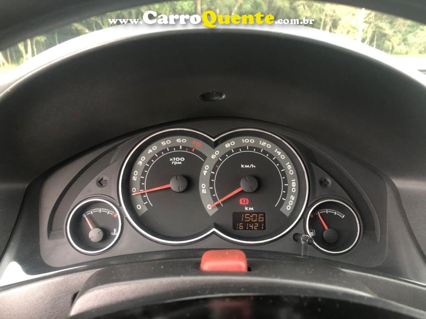 Chevrolet PRISMA 1.0 MPFI VHCE JOY 8V FLEX 4P MANUAL - Loja