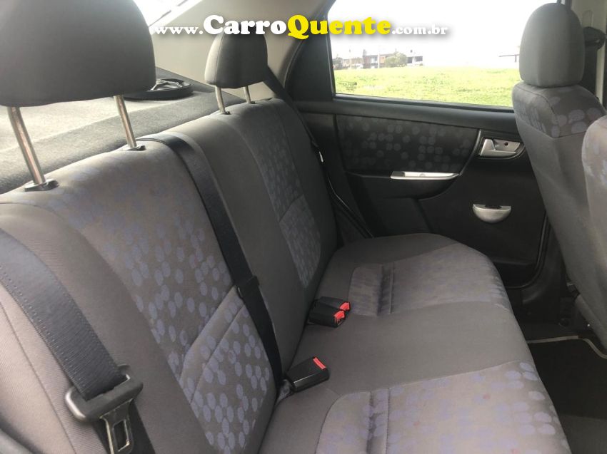 Chevrolet PRISMA 1.0 MPFI VHCE JOY 8V FLEX 4P MANUAL - Loja