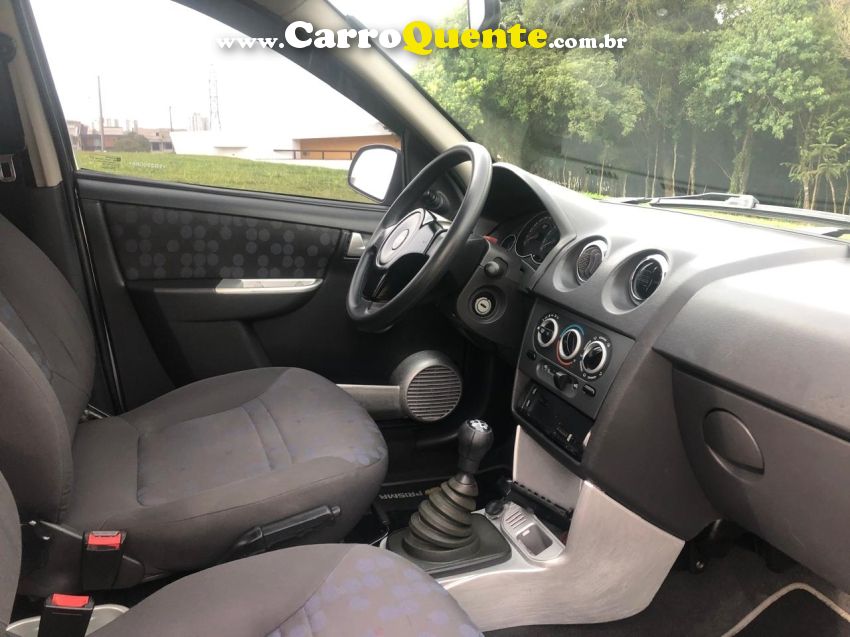 Chevrolet PRISMA 1.0 MPFI VHCE JOY 8V FLEX 4P MANUAL - Loja