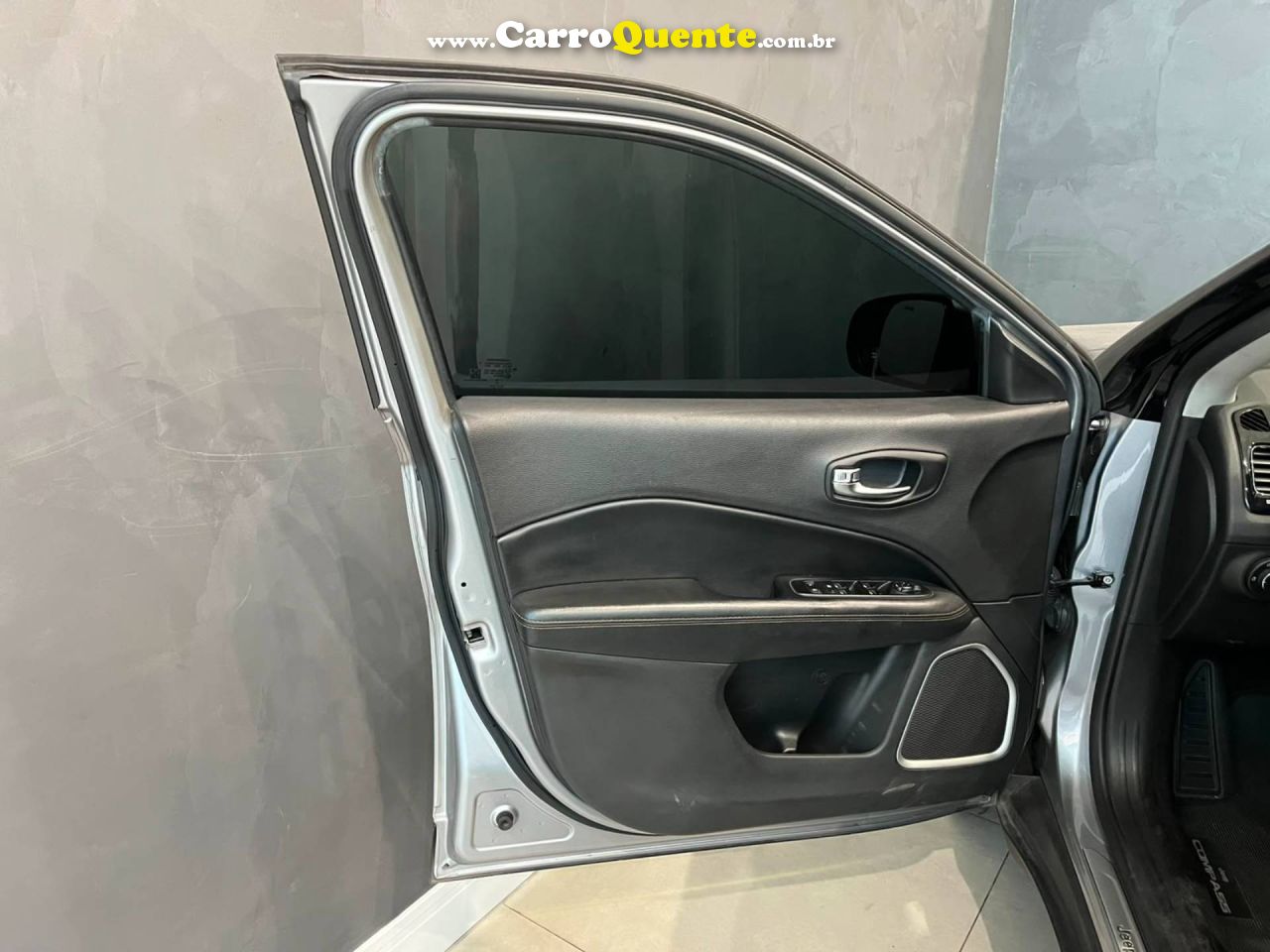 JEEP COMPASS 2.0 16V LIMITED 2019 - Loja