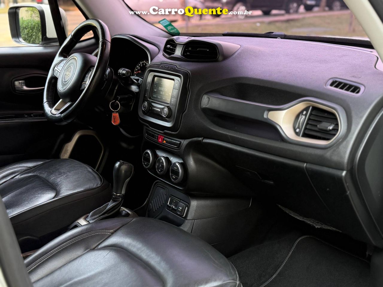 JEEP RENEGADE 1.8 16V LONGITUDE 2016 - Loja