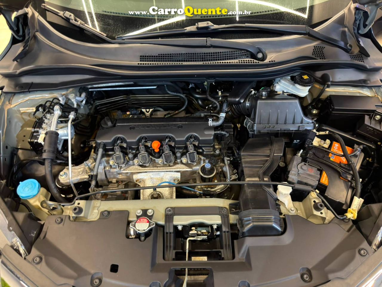 HONDA HR-V 1.8 16V EX 2019 - Loja