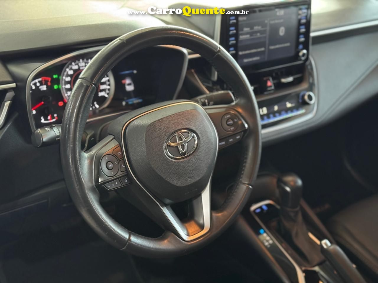 TOYOTA COROLLA 2.0 XEI 2021 - Loja