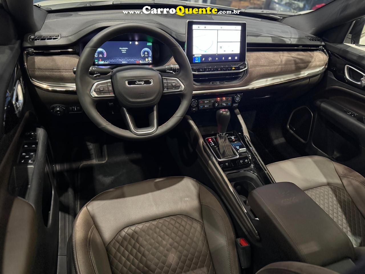 JEEP COMMANDER OVERLAND HURRICANE 2.0 4x4 2025 - Loja