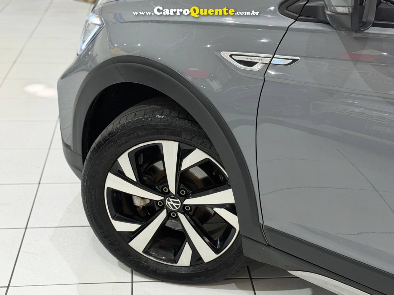 VOLKSWAGEN NIVUS 1.0 200 TSI TOTAL HIGHLINE 2024 - Loja
