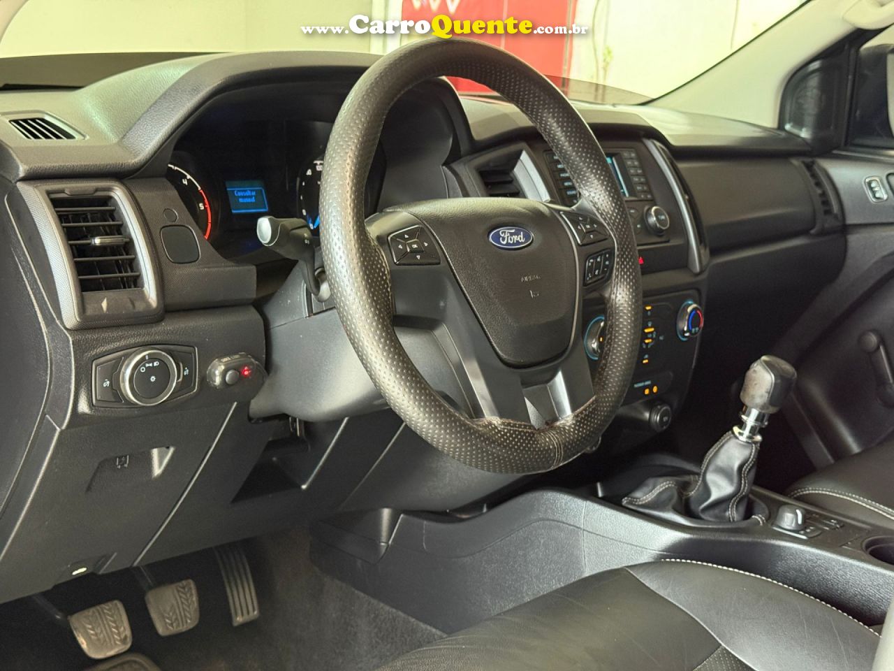 FORD   RANGER XL 2.2 4X4 CD DIESEL MEC.   VERMELHO 2020 2.2 DIESEL - Loja