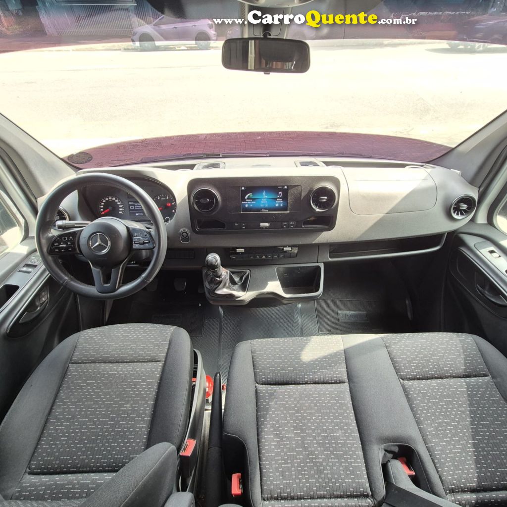 MERCEDES-BENZ   SPRINTER 516 VAN E.L. T.A. 18L 2.2 DIES.   PRATA 2022 2.2 DIESEL - Loja
