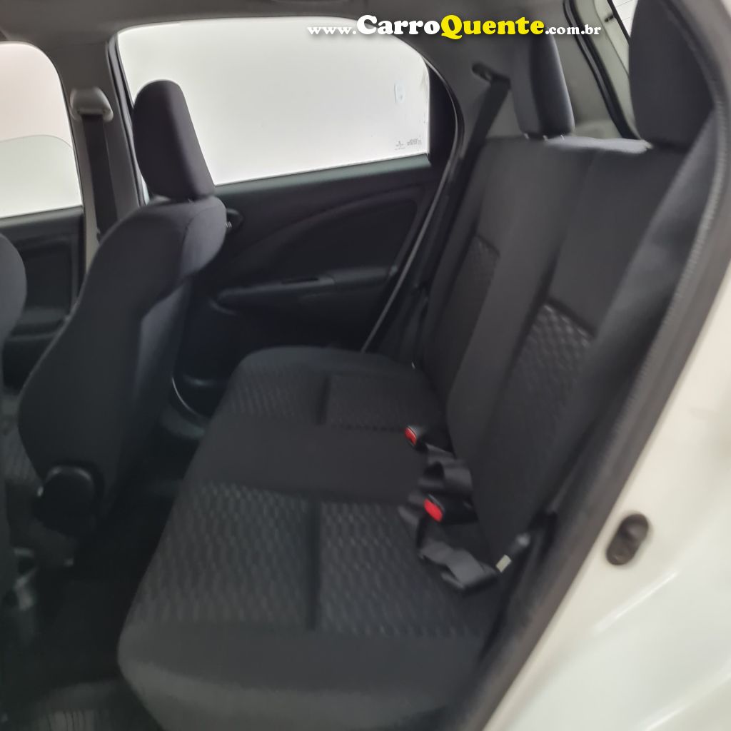 TOYOTA   ETIOS X 1.3 FLEX 16V 5P MEC.   BRANCO 2015 1.3 FLEX - Loja