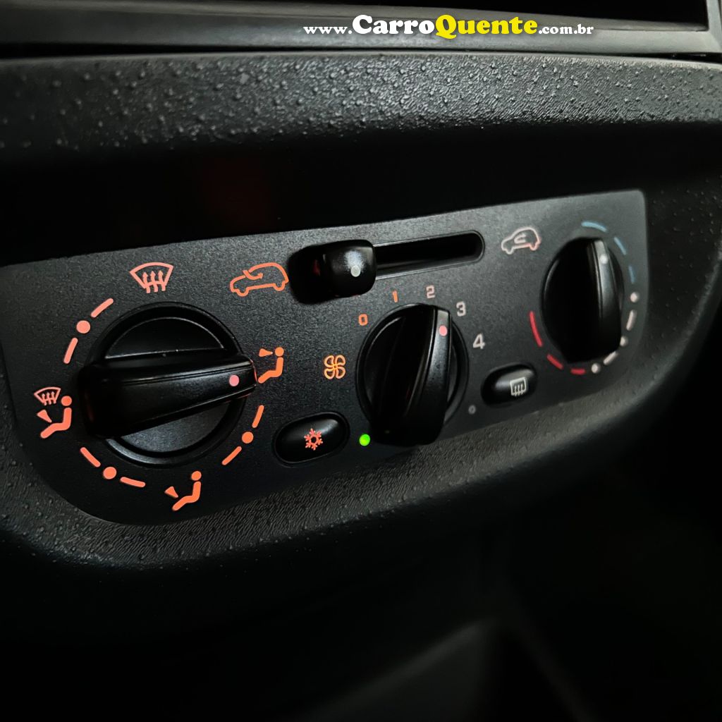 CITROËN   C3 GLX 1.4 GLX SONORA 1.4 FLEX 8V 5P   PRATA 2012 1.4 FLEX - Loja