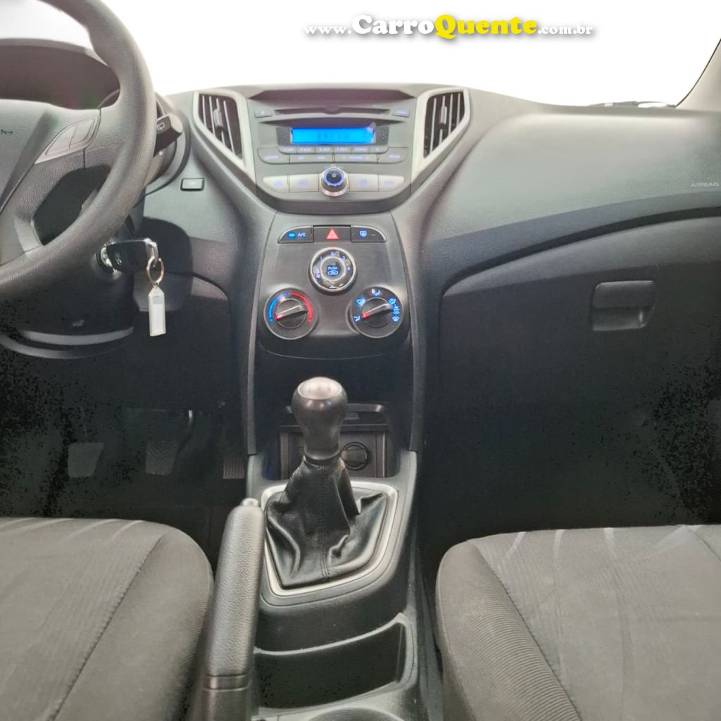HYUNDAI   HB20 COMF.C.PLUSC.STYLE 1.0 FLEX 12V   PRATA 2014 1.0 FLEX - Loja