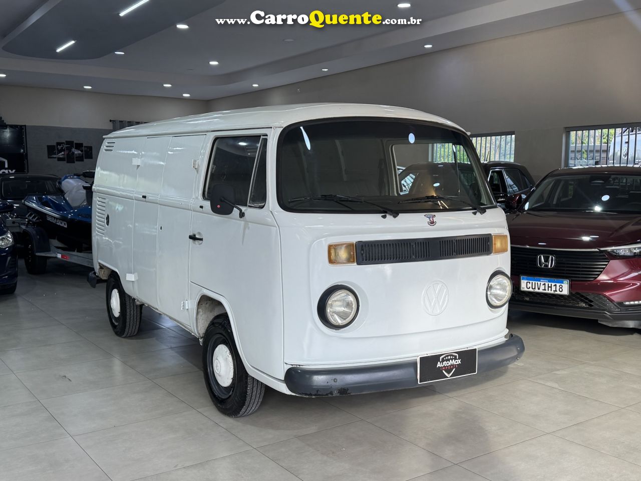 VOLKSWAGEN   KOMBI FURGÃO   BRANCO 1992 1.5 GASOLINA - Loja