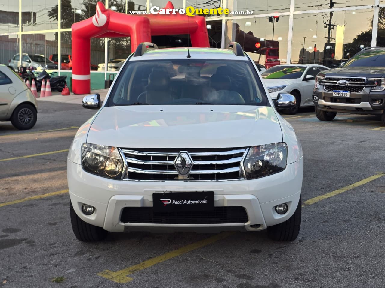 RENAULT   DUSTER DYNAMIQUE 2.0 FLEX 16V AUT.   BRANCO 2013 2.0 FLEX - Loja