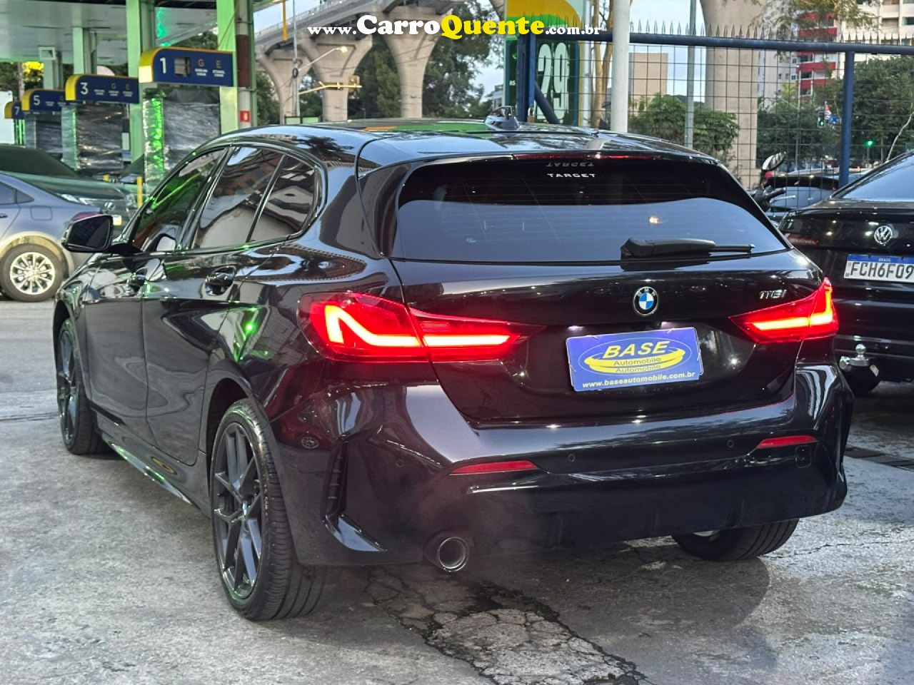 BMW   118I M SPORT 1.5 TB 12V AUT. 5P   PRETO 2023 1.5 T GASOLINA - Loja