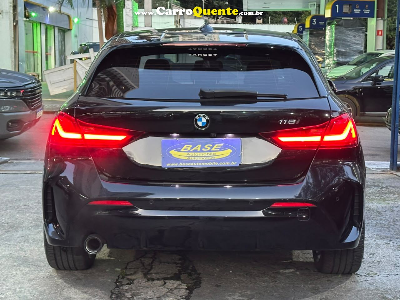BMW   118I M SPORT 1.5 TB 12V AUT. 5P   PRETO 2023 1.5 T GASOLINA - Loja