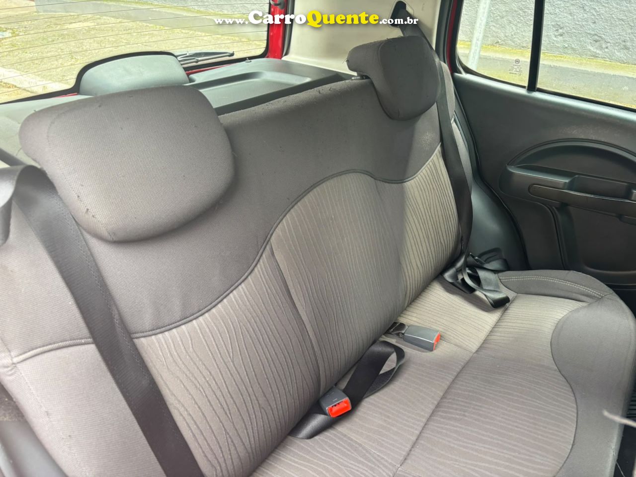 FIAT   UNO WAY CELEB. 1.0 EVO FIRE FLEX 8V 5P   VERMELHO 2012 1.0 FLEX - Loja