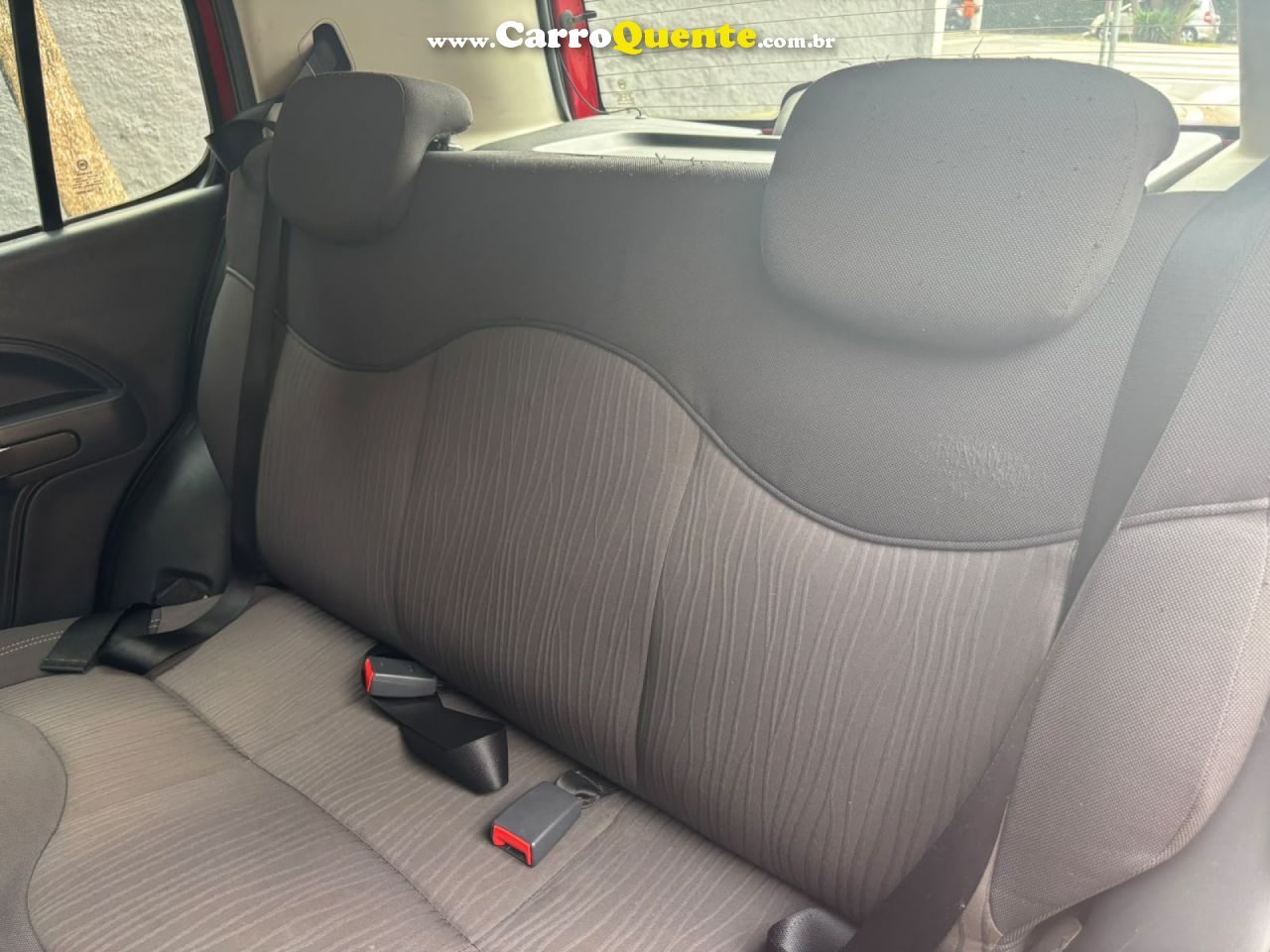 FIAT   UNO WAY CELEB. 1.0 EVO FIRE FLEX 8V 5P   VERMELHO 2012 1.0 FLEX - Loja