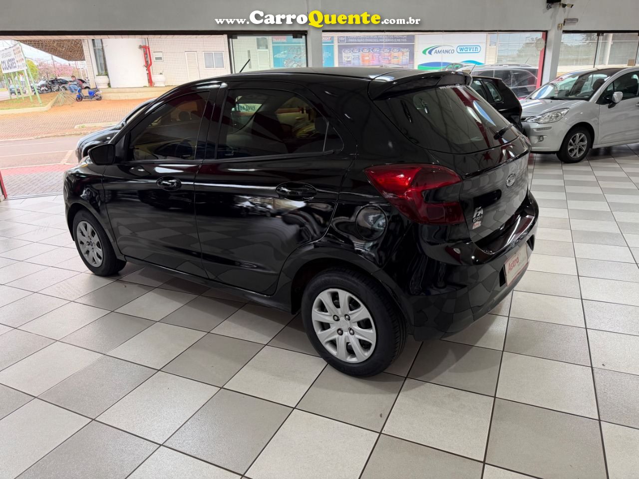 Ka Hatch SE 1.0 (Flex) 2016/2015 Ford - Loja