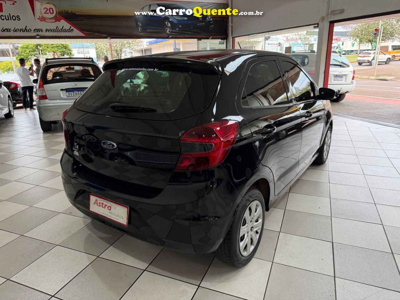 Ka Hatch SE 1.0 (Flex) 2016/2015 Ford - Loja