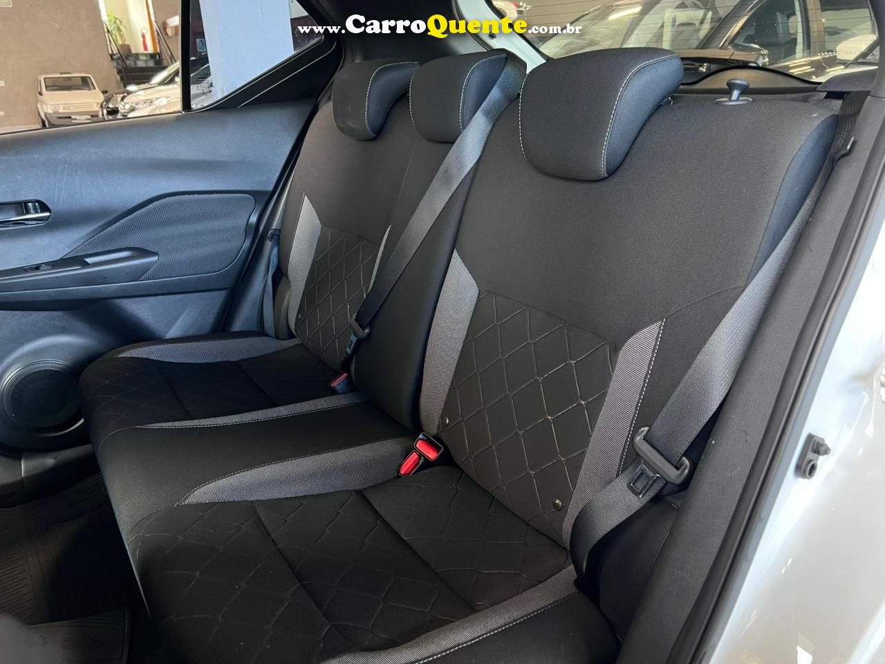 NISSAN KICKS 1.6 16V SV 2019 - Loja