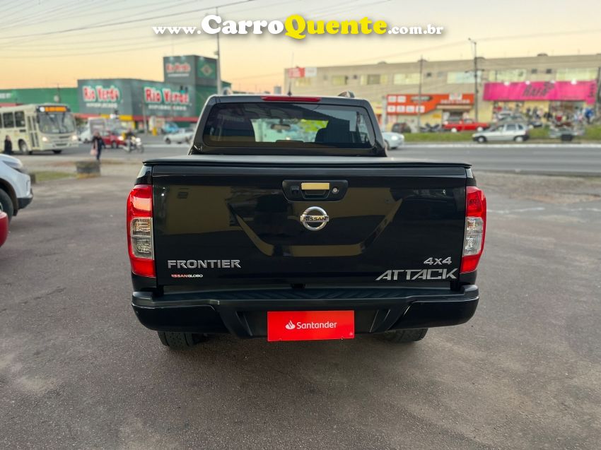 Nissan FRONTIER 2.3 16V TURBO DIESEL ATTACK CD 4X4 AUTOMÁTICO - Loja