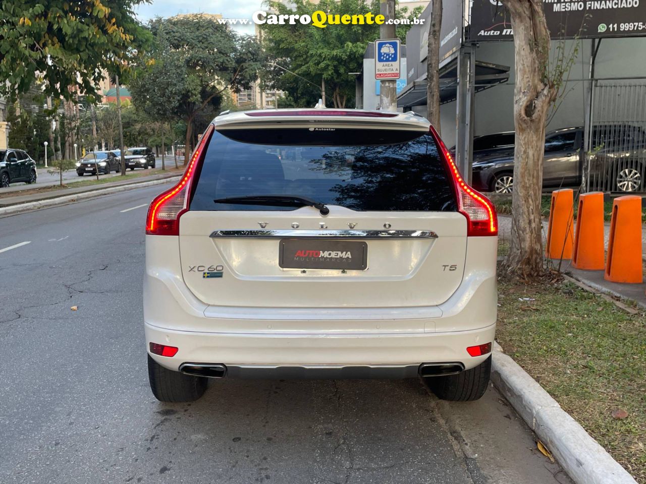 VOLVO XC60 2.0 T5 KINETIC 2016 - Loja