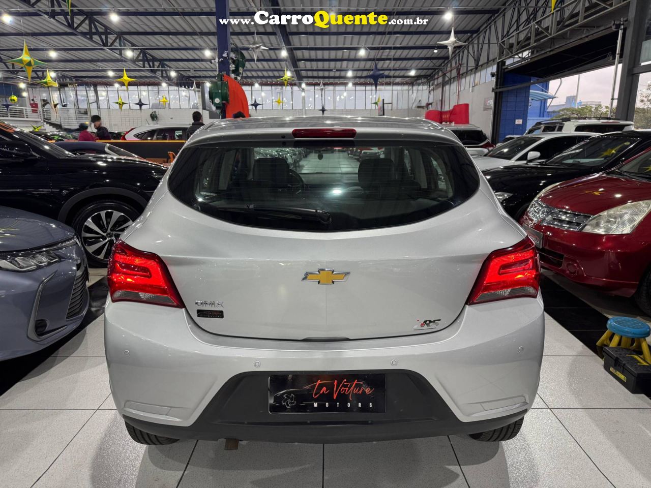 CHEVROLET ONIX 1.4 MPFI ADVANTAGE 8V 2019 - Loja