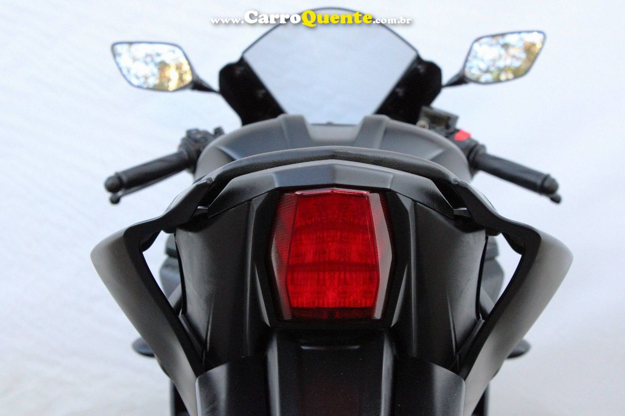 YAMAHA YZF R15 2026 - Loja