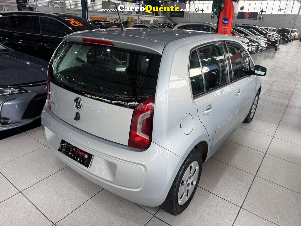 VOLKSWAGEN UP 1.0 MPI TAKE UP 12V 2017 - Loja