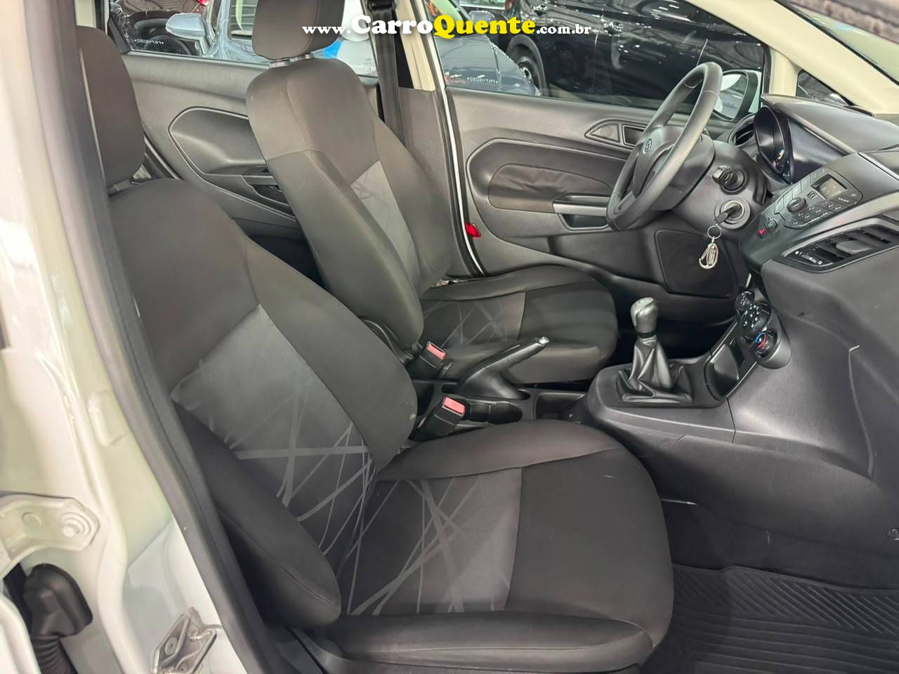 FORD FIESTA 1.5 S HATCH 16V 2015 - Loja