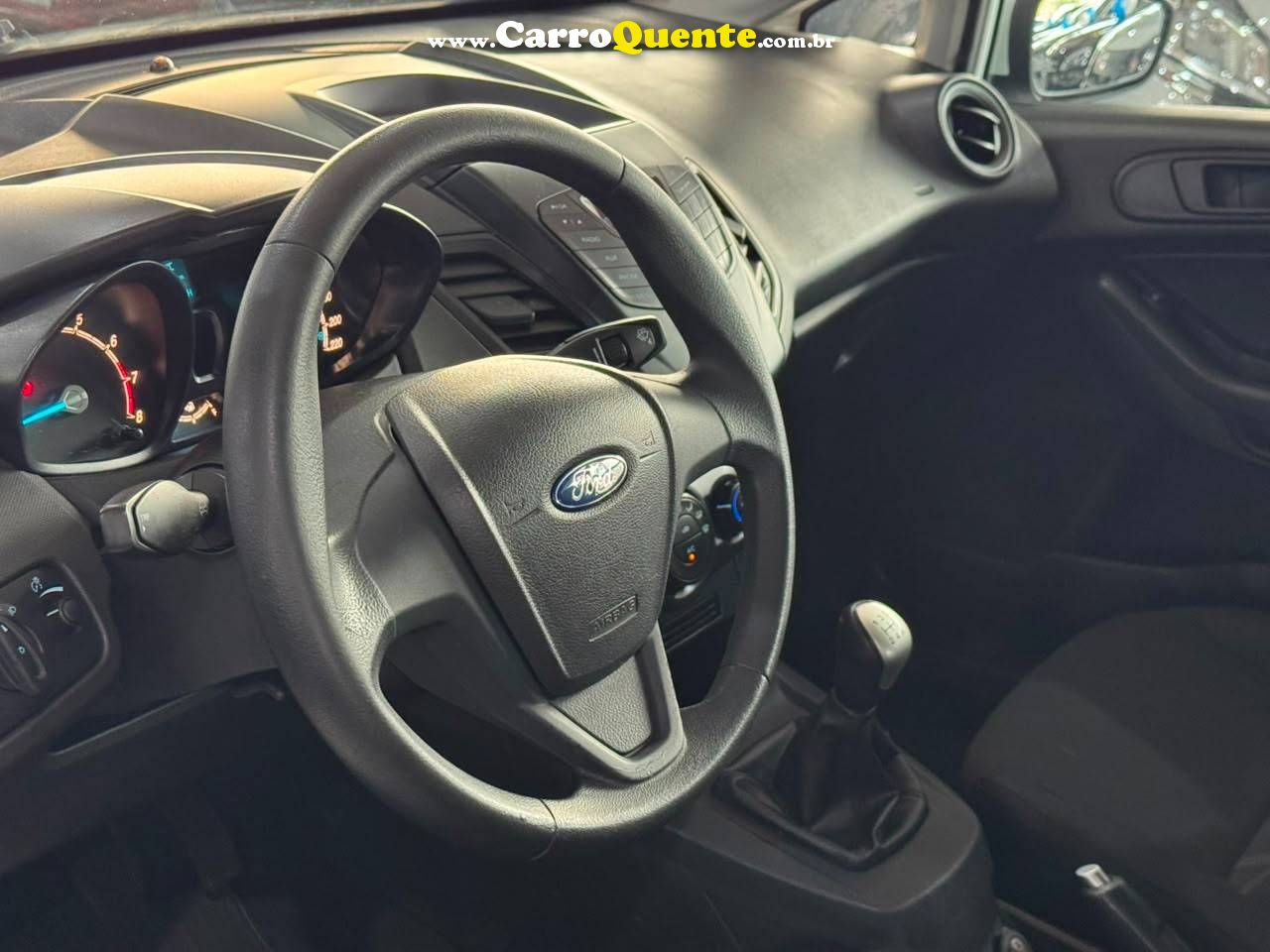 FORD FIESTA 1.5 S HATCH 16V 2015 - Loja