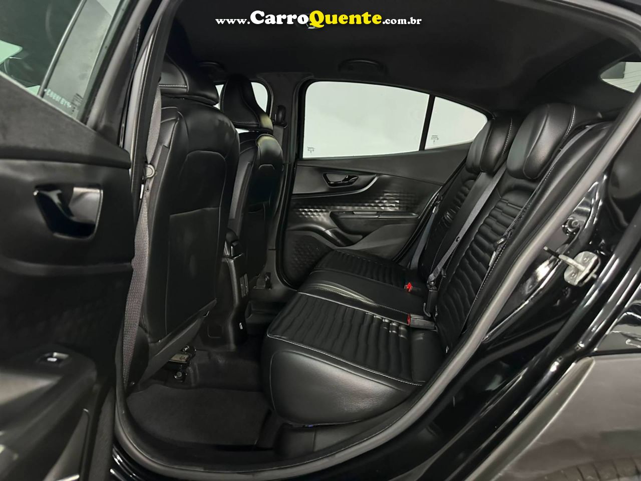 Fastback LIMITED EDITION 1.3 T270 Flex 2023 - Unico Dono 2023 - Loja