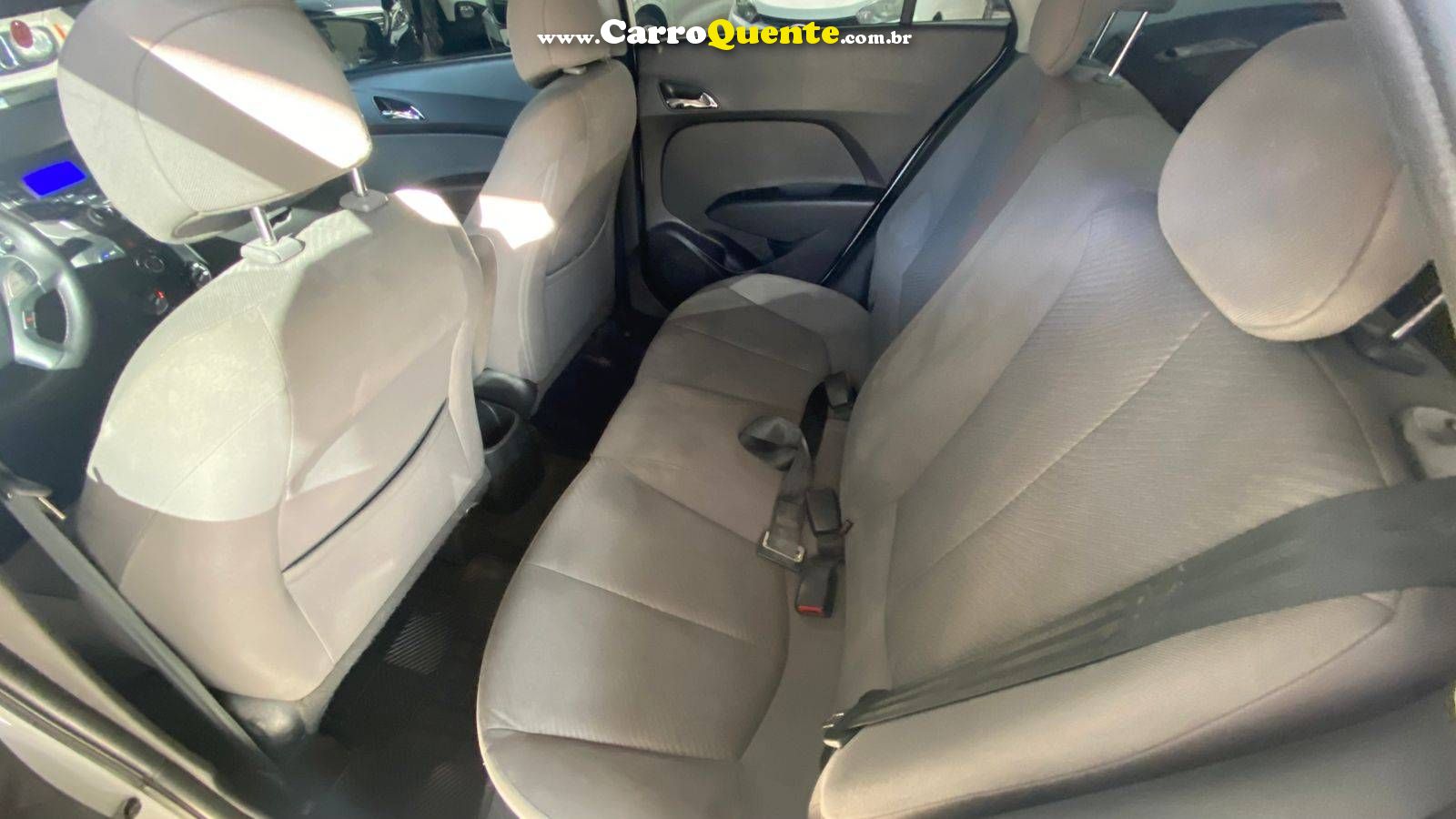 HYUNDAI HB20S 1.6 COMFORT STYLE 16V 2015 - Loja