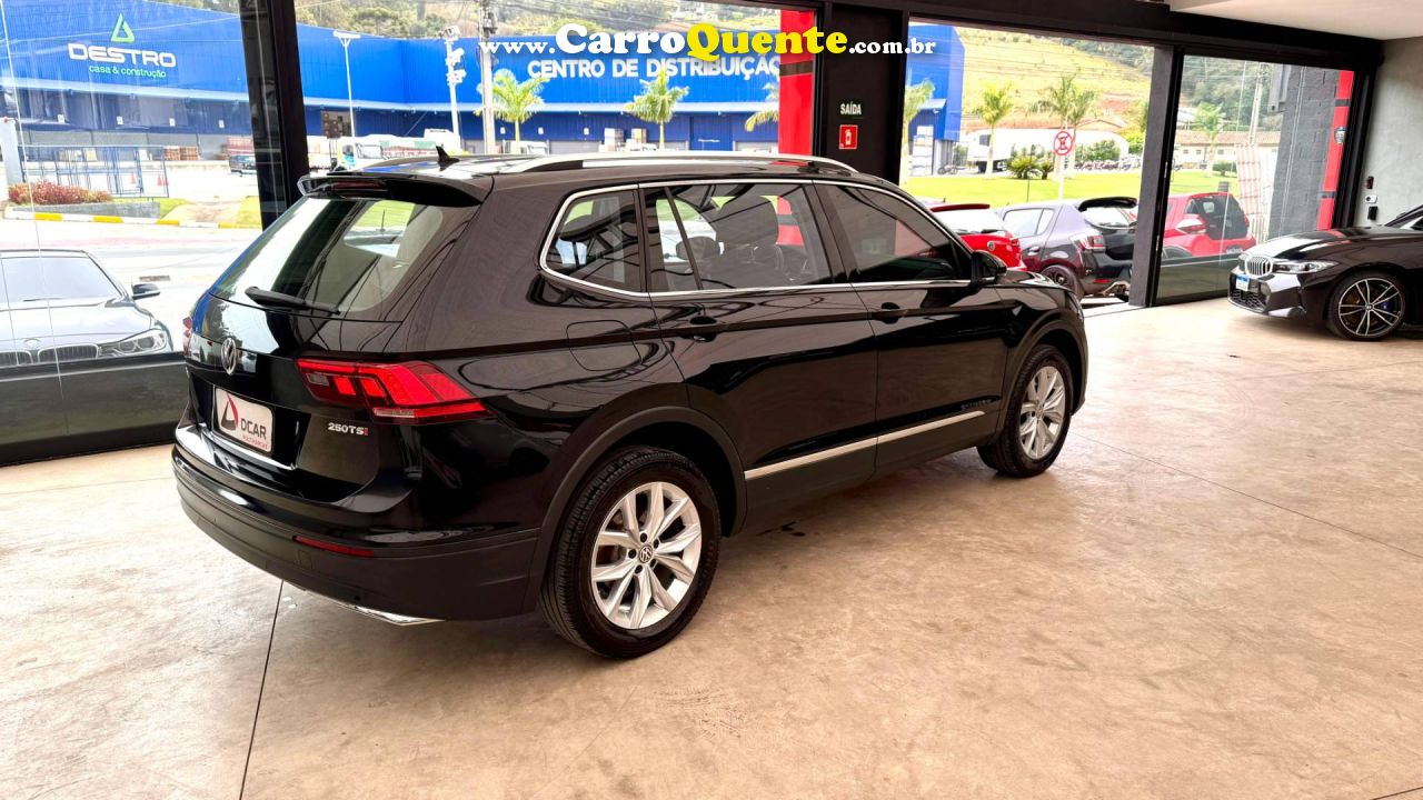VOLKSWAGEN TIGUAN 1.4 250 TSI TOTAL ALLSPACE COMFORTLINE 2019 - Loja