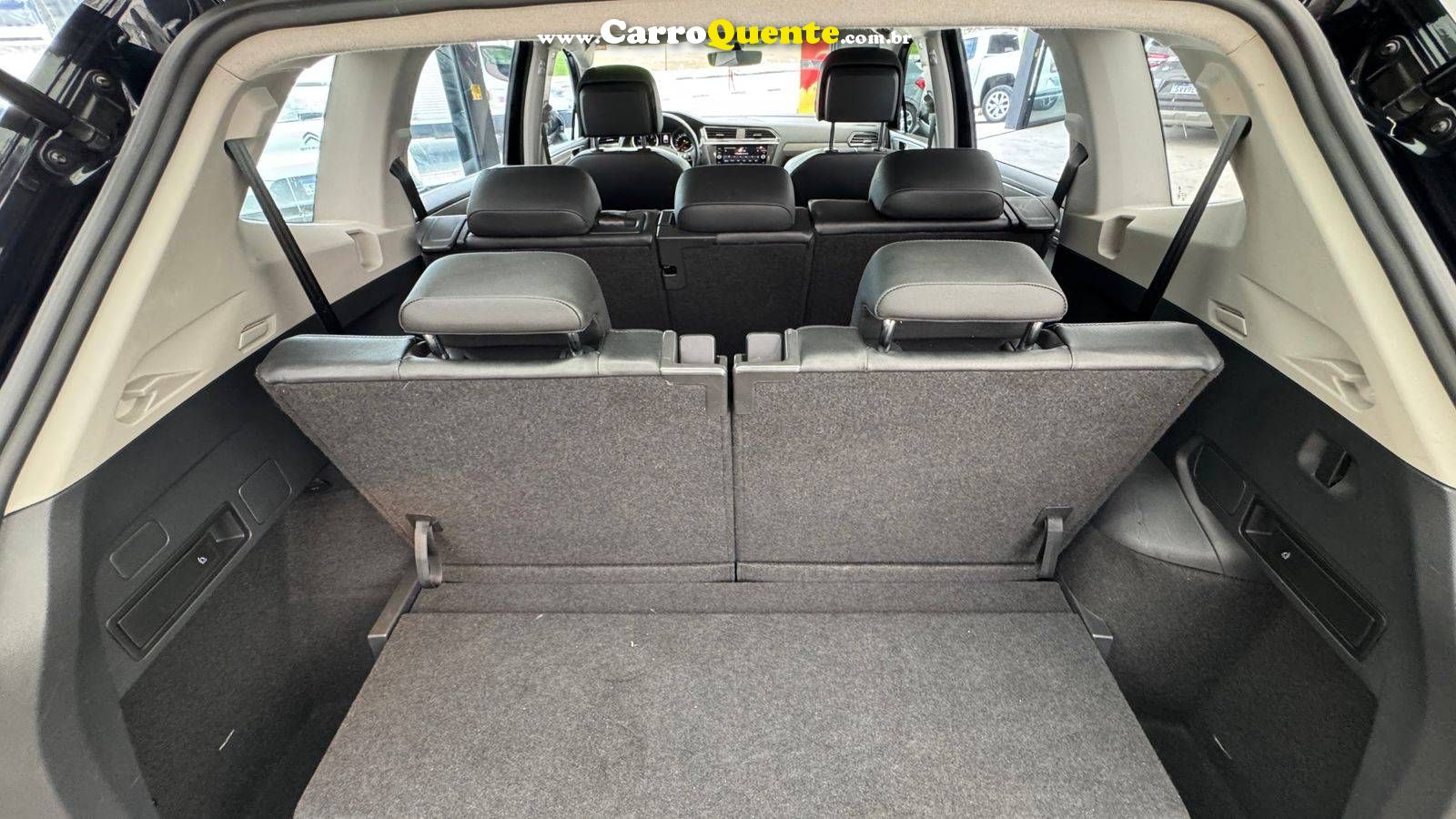 VOLKSWAGEN TIGUAN 1.4 250 TSI TOTAL ALLSPACE COMFORTLINE 2019 - Loja