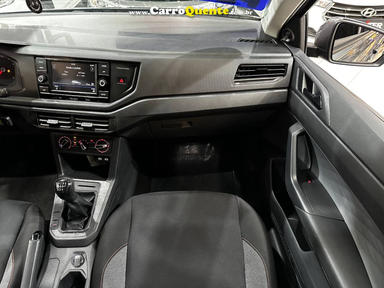VOLKSWAGEN POLO 1.0 MI 16V 2024 - Loja