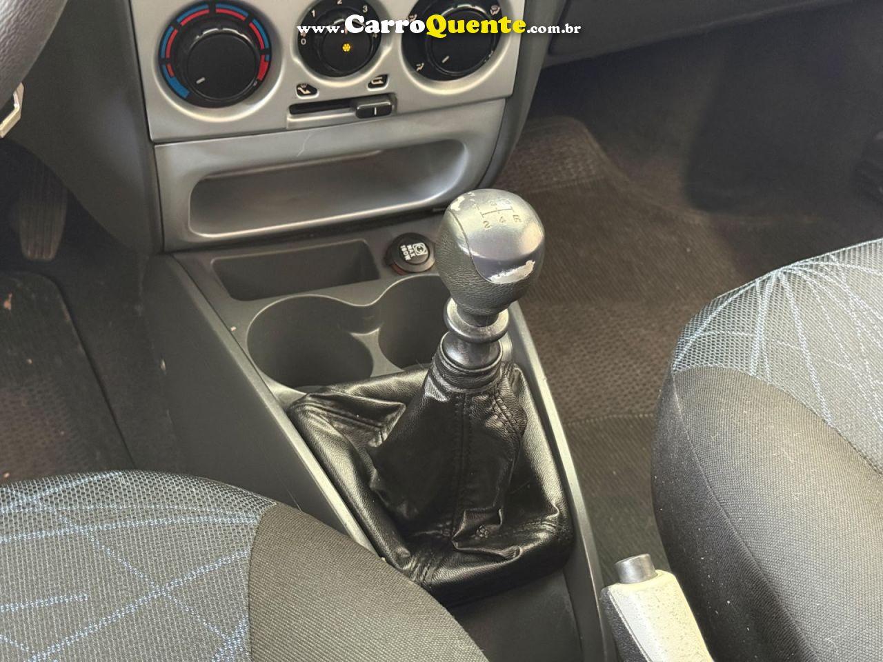 FIAT   PALIO ELX 1.4 FIRE30 ANOS F. FLEX 8V 4P   PRATA 2008 1.4 FLEX - Loja