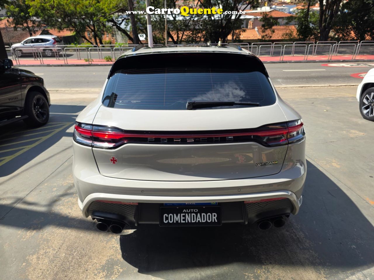 PORSCHE   MACAN 2.0 TURBO   CINZA 2023 2.0 GASOLINA - Loja