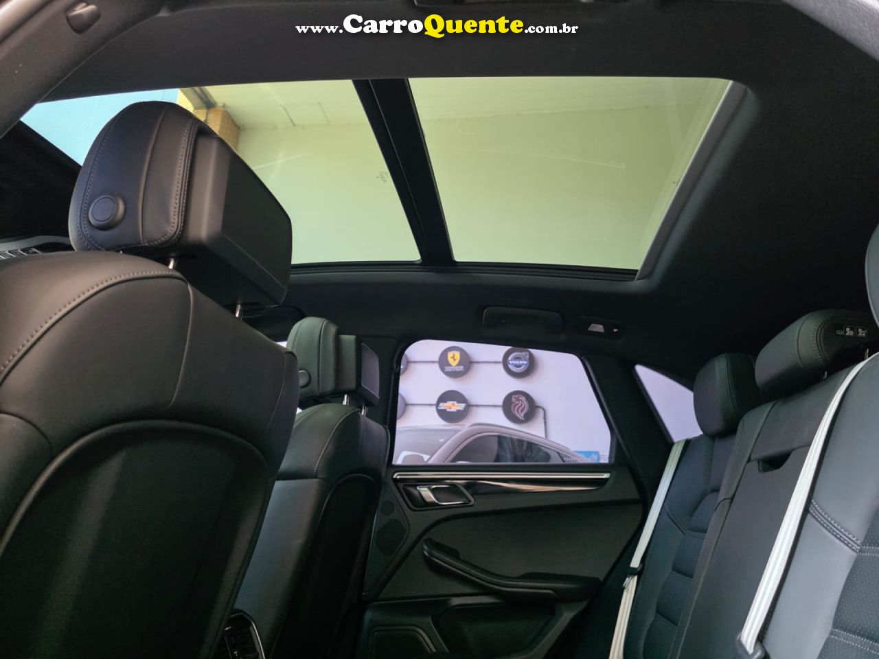 PORSCHE   MACAN 2.0 TURBO   CINZA 2023 2.0 GASOLINA - Loja