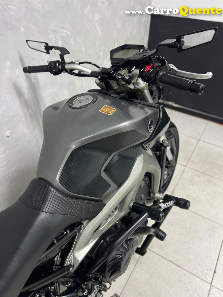 YAMAHA    MT09 ABS   CINZA 2015 847 GASOLINA - Loja