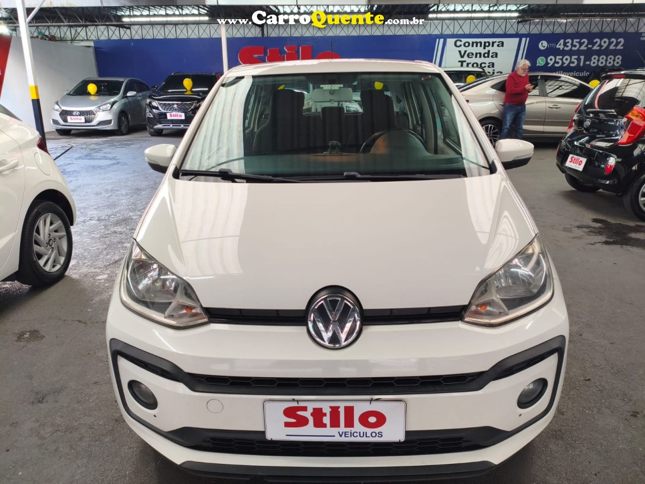VOLKSWAGEN   UP! MOVE 1.0 TOTAL FLEX 12V 5P   BRANCO 2018 1.0 FLEX - Loja