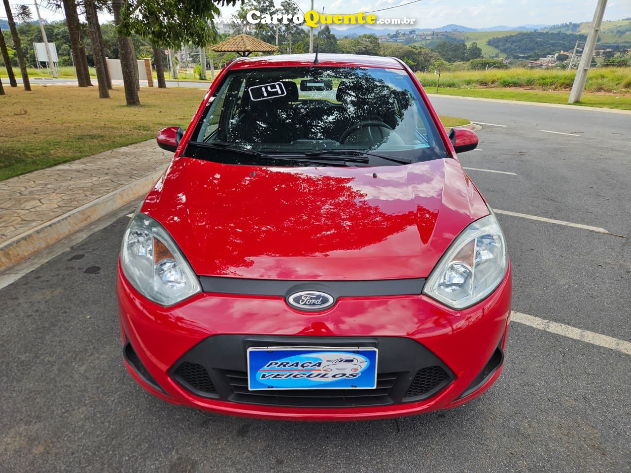 FORD   FIESTA SE 1.0 8V FLEX 5P   VERMELHO 2014 1.0 FLEX - Loja