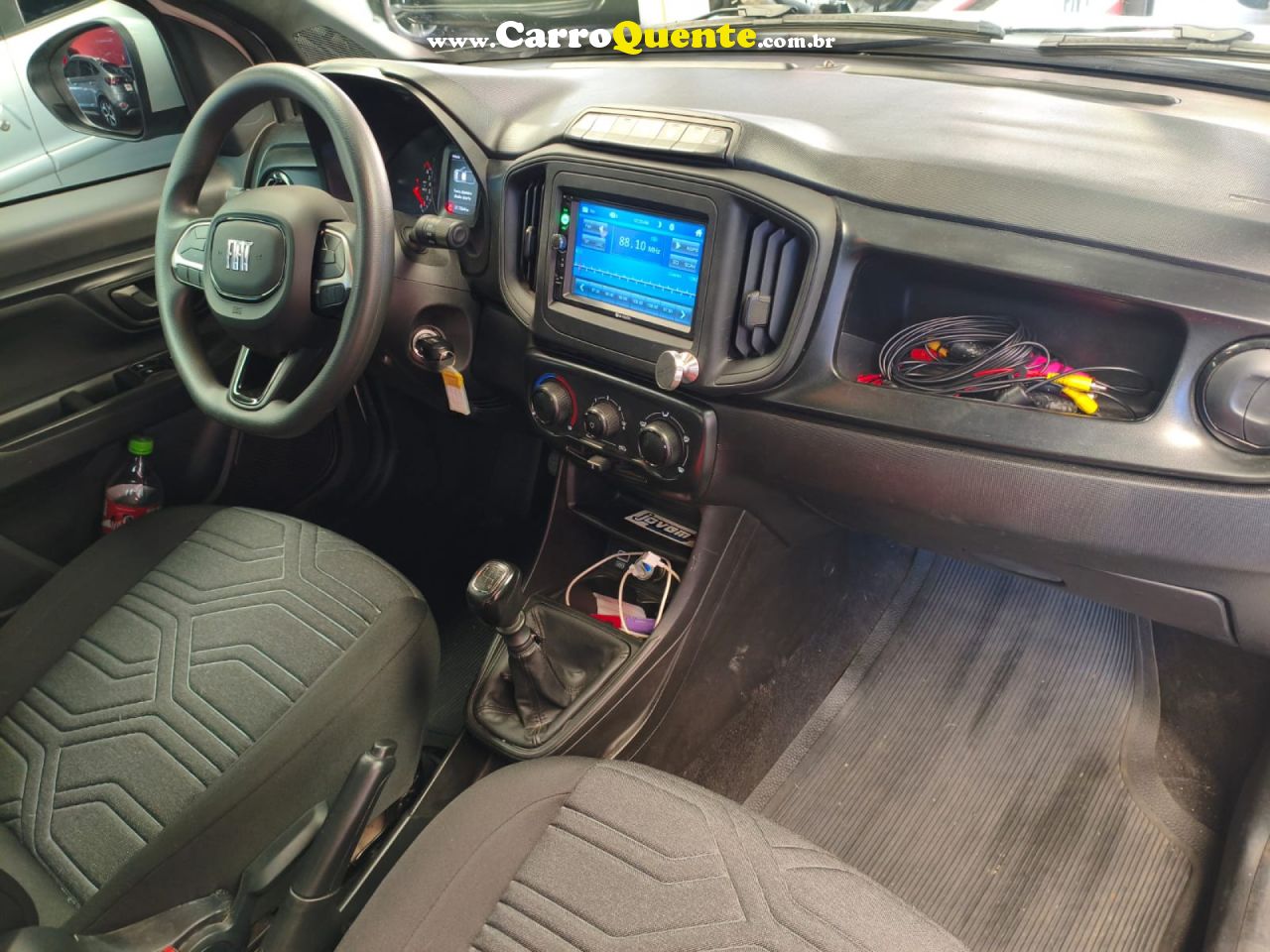 FIAT   STRADA FREEDOM 1.3 FLEX 8V  CS PLUS   BRANCO 2024 1.3 FLEX - Loja