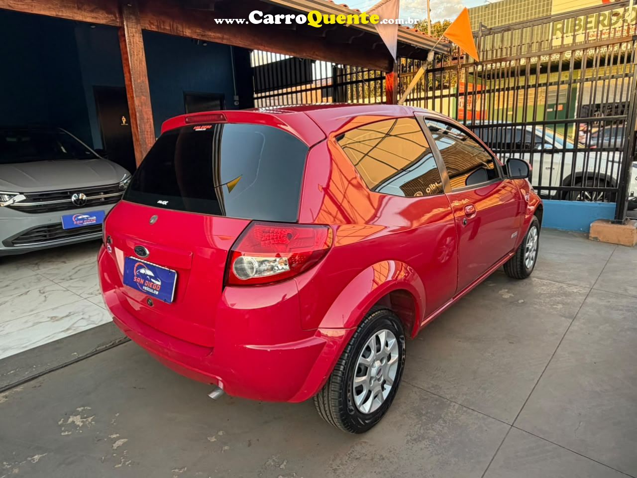 FORD   KA 1.0 8V1.0 8V ST FLEX 3P   VERMELHO 2011 1.0 FLEX - Loja