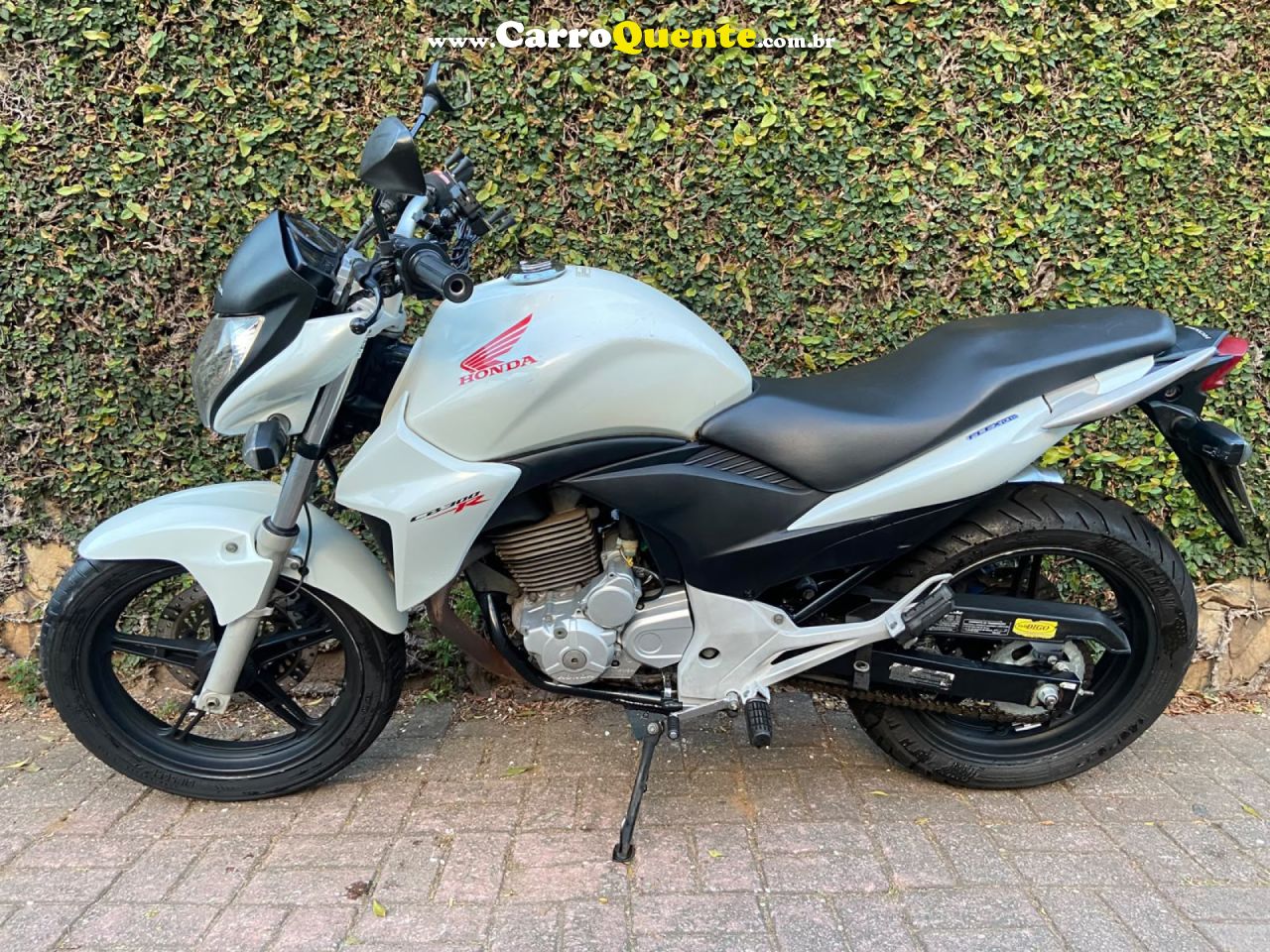 HONDA   CB 300R 300R FLEX   BRANCO 2014 300 GASOLINA - Loja