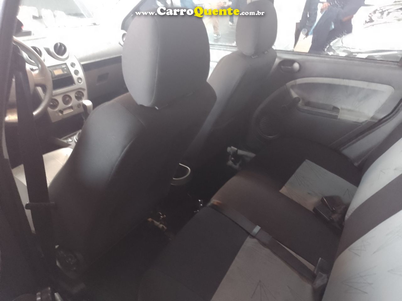 FORD   FIESTA 1.0 8V FLEXCLASS 1.0 8V FLEX 5P   PRETO 2010 1.0 FLEX - Loja