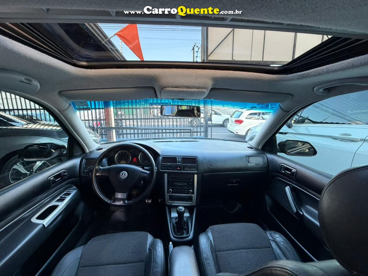VOLKSWAGEN   GOLF SPORTLINE 1.6 MI TOTAL FLEX 8V 4P   PRETO 2011 1.6 FLEX - Loja