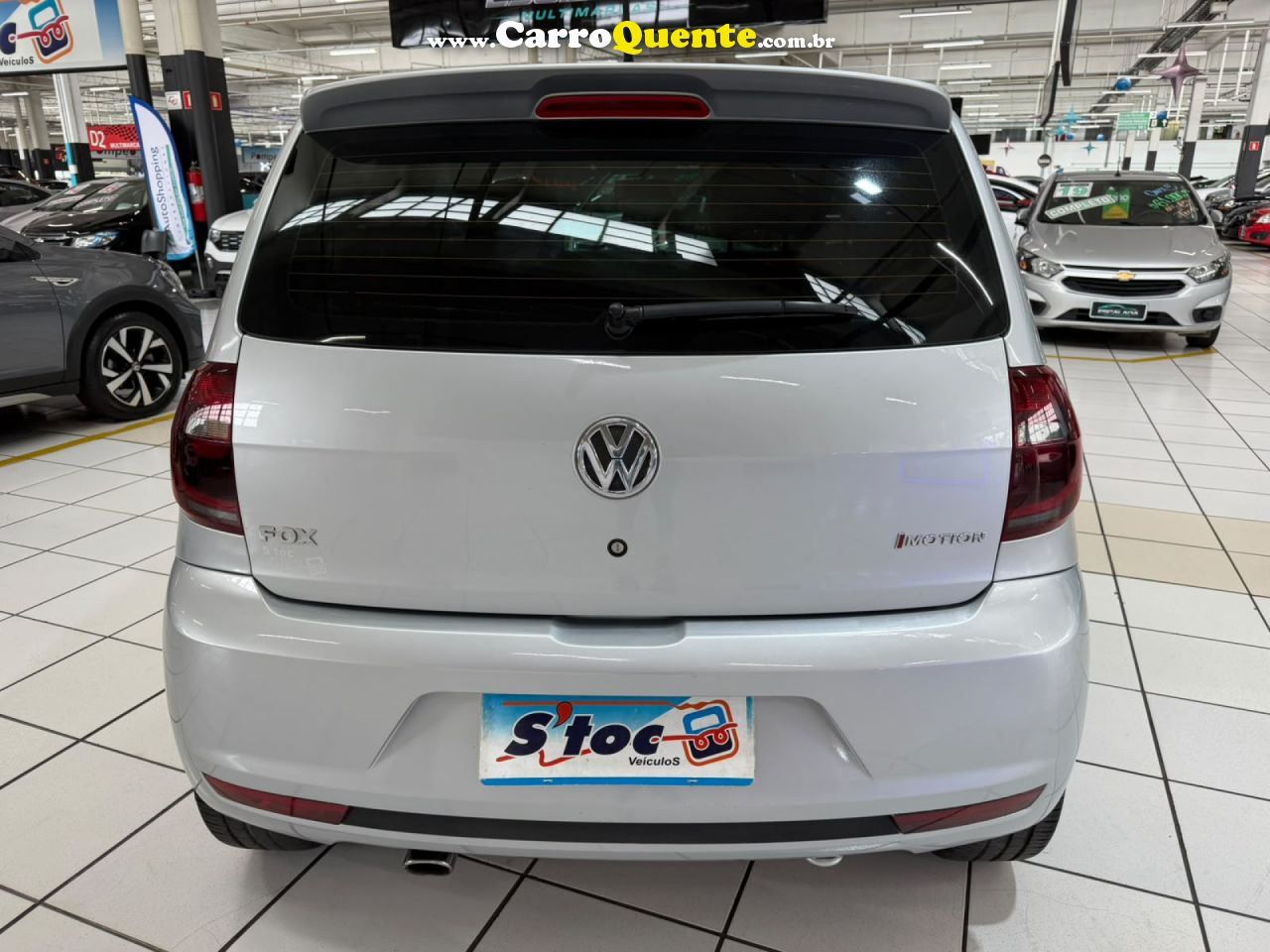VOLKSWAGEN   FOX 1.6 MI I MOTION TOTAL FLEX 8V 5P   PRATA 2013 1.6 FLEX - Loja