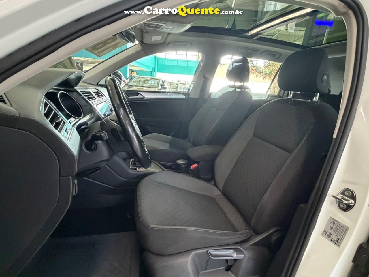 VOLKSWAGEN   TIGUAN ALLSPAC 250 TSI 1.4 FLEX   BRANCO 2018 1.4 FLEX - Loja